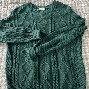 Hollister sweater